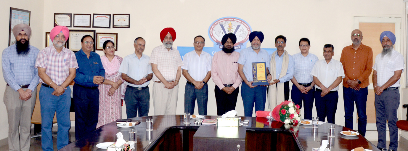 Dr. Ramneek, Dean retires from the Vet Varsity